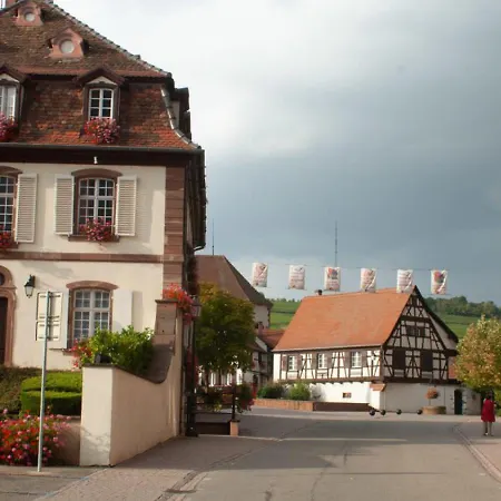 Сasa de vacaciones Maison de 90m2 avec jardin privé&parking au début de la Route des Vins *